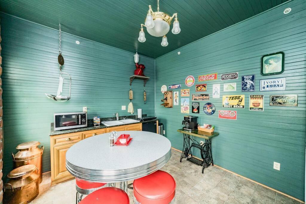 The Long Run - 2 Ca King Sized Beds+ - Sleeps 8-10 Apartment Lynchburg Exterior photo