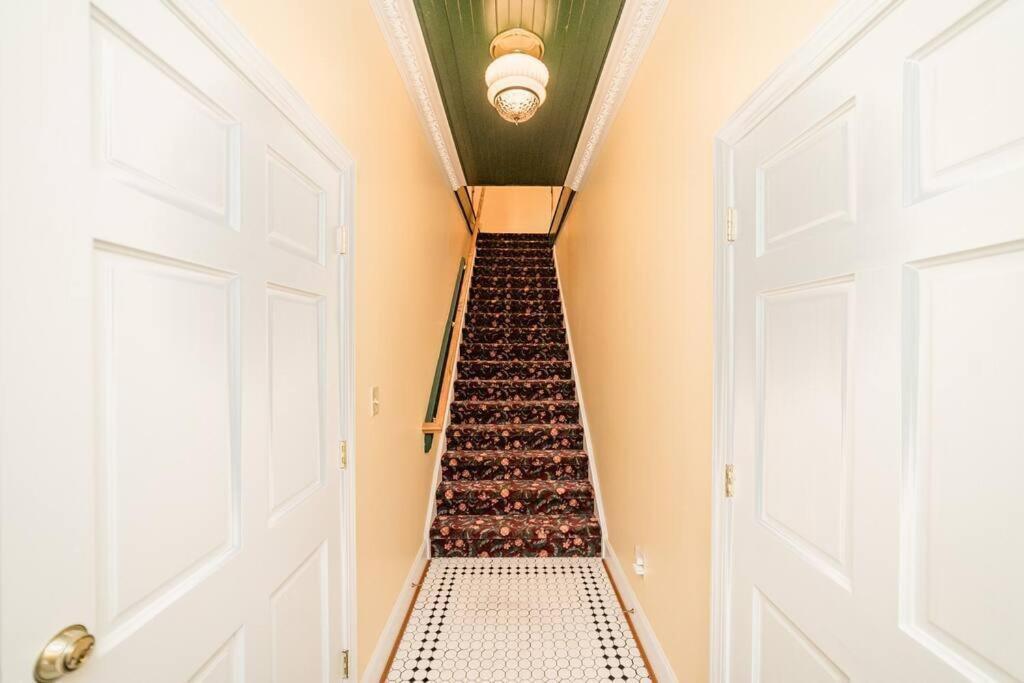 The Long Run - 2 Ca King Sized Beds+ - Sleeps 8-10 Apartment Lynchburg Exterior photo