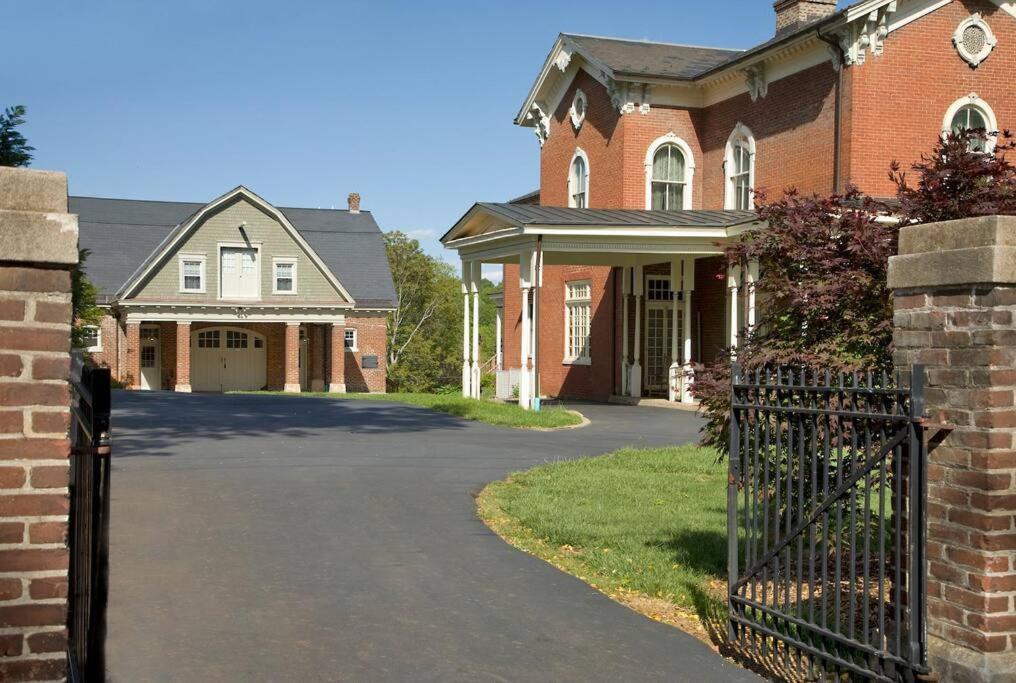 The Long Run - 2 Ca King Sized Beds+ - Sleeps 8-10 Apartment Lynchburg Exterior photo